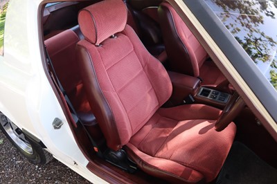 Lot 1983 Mazda RX-7 FB