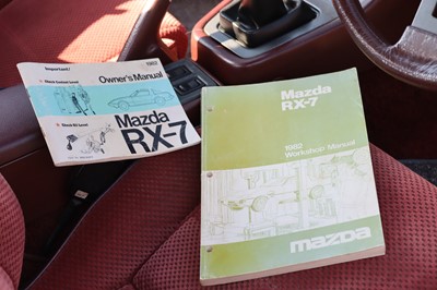 Lot 1983 Mazda RX-7 FB