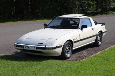 Lot 1983 Mazda RX-7 FB