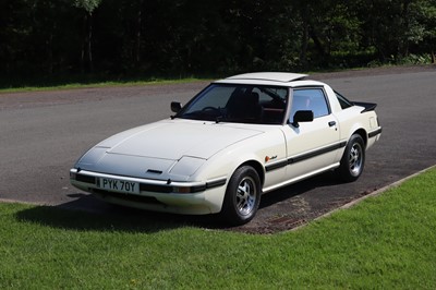 Lot 1983 Mazda RX-7 FB