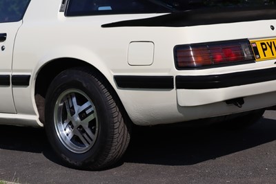 Lot 1983 Mazda RX-7 FB