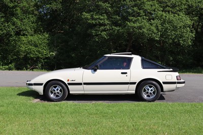 Lot 1983 Mazda RX-7 FB