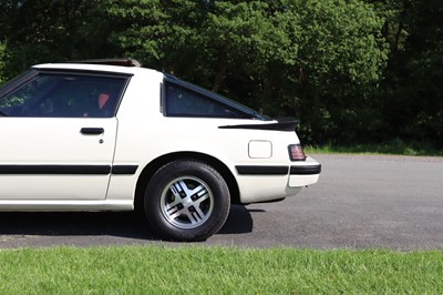 Lot 1983 Mazda RX-7 FB
