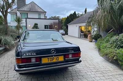 Lot 1985 Mercedes-Benz 230 CE Coupe