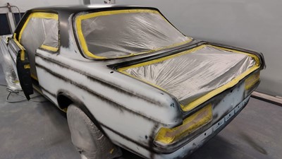 Lot 1985 Mercedes-Benz 230 CE Coupe