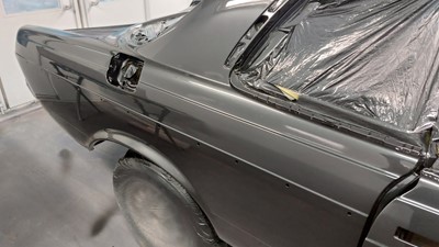 Lot 1985 Mercedes-Benz 230 CE Coupe