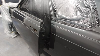Lot 1985 Mercedes-Benz 230 CE Coupe