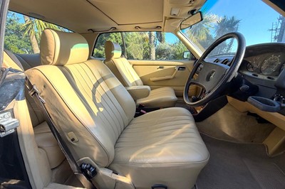 Lot 72 - 1985 Mercedes-Benz 230 CE Coupe