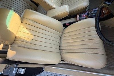 Lot 72 - 1985 Mercedes-Benz 230 CE Coupe