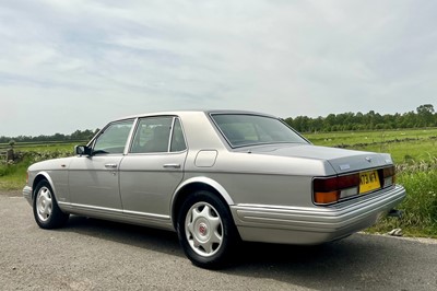 Lot 1995 Bentley Brooklands