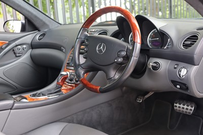 Lot 2004 Mercedes-Benz SL 600