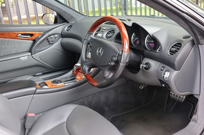 Lot 2004 Mercedes-Benz SL 600