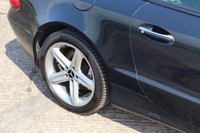 Lot 2004 Mercedes-Benz SL 600