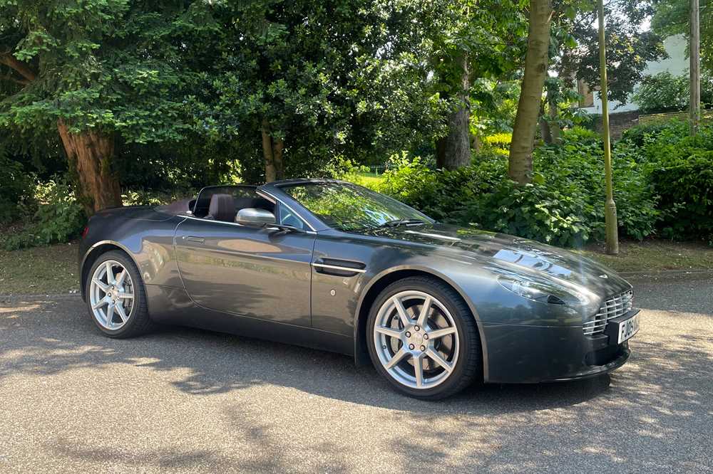 Lot 47 - 2009 Aston Martin V8 Vantage Roadster