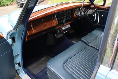 Lot 62 - 1968 Daimler V8 250