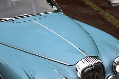 Lot 62 - 1968 Daimler V8 250
