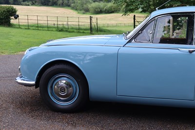 Lot 62 - 1968 Daimler V8 250