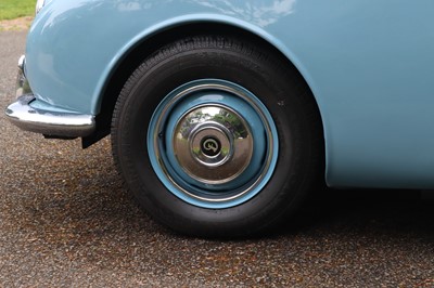 Lot 62 - 1968 Daimler V8 250