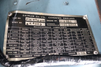 Lot 62 - 1968 Daimler V8 250