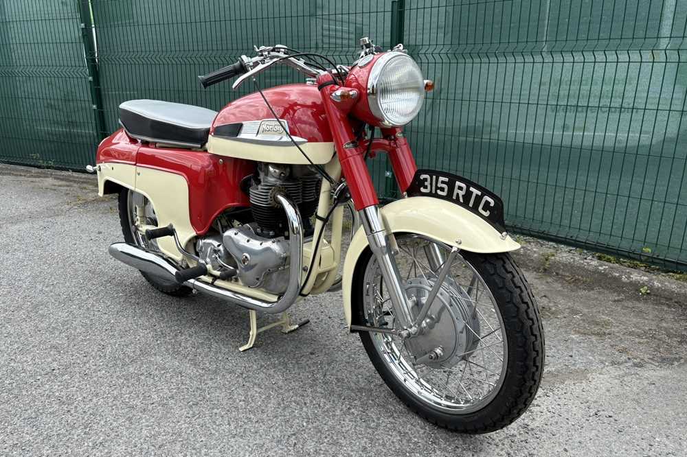 Lot 1960 Norton Dominator Deluxe