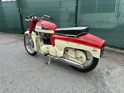 Lot 1960 Norton Dominator Deluxe