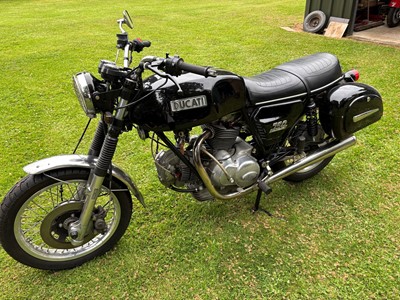 Lot 1975 Ducati 750 GT