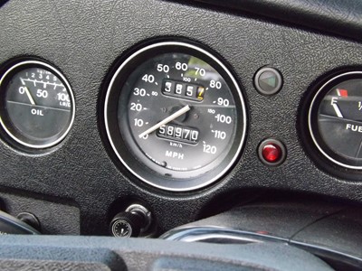 Lot 39 - 1977 MG B Roadster