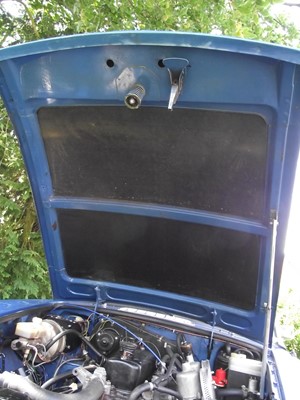 Lot 39 - 1977 MG B Roadster