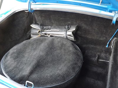 Lot 39 - 1977 MG B Roadster