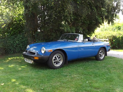 Lot 39 - 1977 MG B Roadster