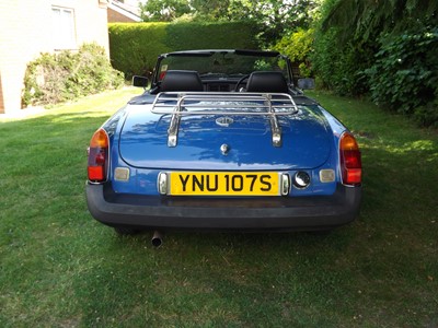 Lot 39 - 1977 MG B Roadster