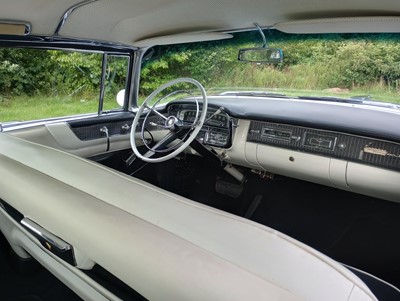 Lot 1956 Cadillac Sedan de Ville
