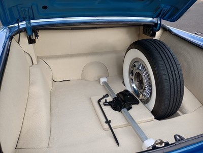 Lot 1956 Cadillac Sedan de Ville