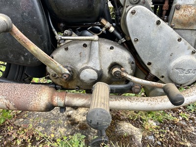 Lot 1949 BSA B31
