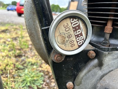Lot 1949 BSA B31