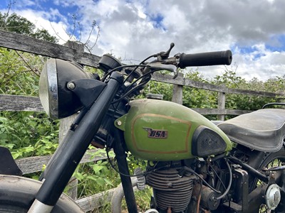 Lot 1949 BSA B31