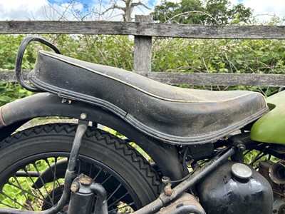 Lot 1949 BSA B31