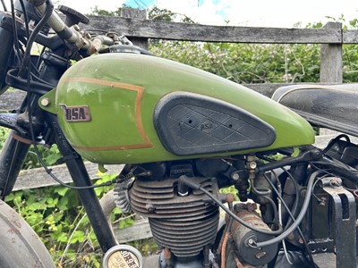 Lot 1949 BSA B31