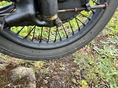 Lot 1949 BSA B31