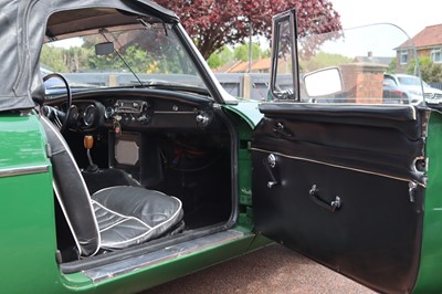 Lot 1964 MG B Roadster