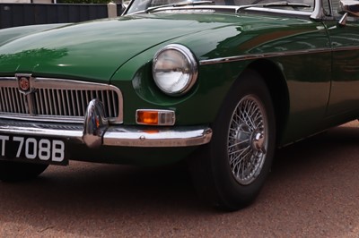 Lot 1964 MG B Roadster