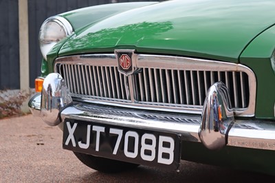 Lot 1964 MG B Roadster