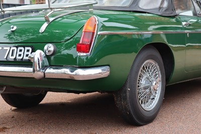 Lot 1964 MG B Roadster