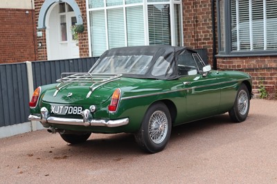 Lot 1964 MG B Roadster