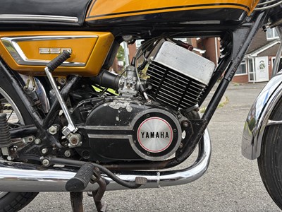 Lot 1972 Yamaha YDS7
