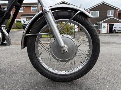 Lot 1972 Yamaha YDS7