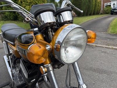 Lot 1972 Yamaha YDS7