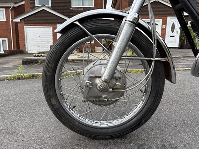 Lot 1972 Yamaha YDS7