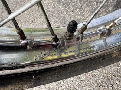 Lot 1972 Yamaha YDS7
