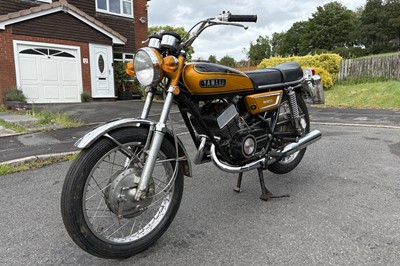 Lot 1972 Yamaha YDS7